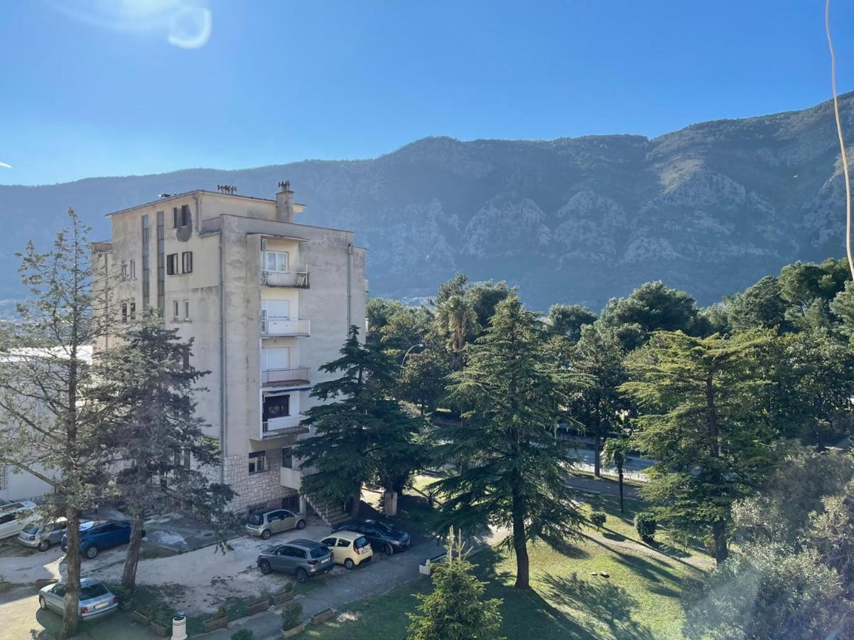 Downtown Apartment كوتور المظهر الخارجي الصورة